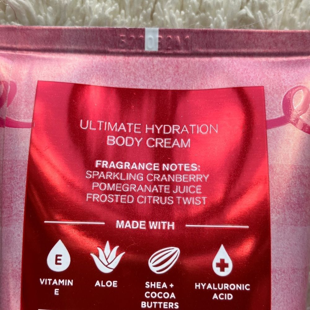 Bath & Body Works Mrs Clause Cocktail - Picture 2 of 2